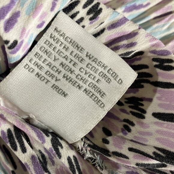 DressBarn Women's Micro Pleat Abstract Button Up Blouse 1X XL Multicolor Ruching - Picture 7 of 10